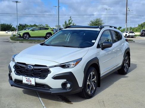 Certified 2026 Subaru Crosstrek 2.5i Premium AWD/4WD image 3