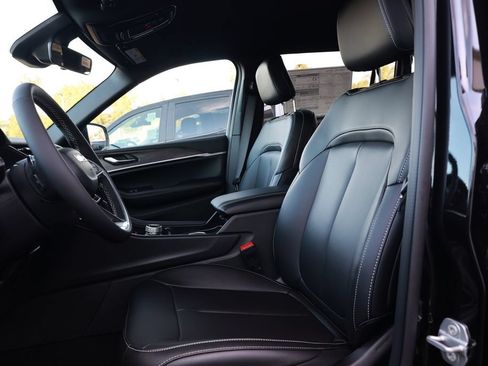 New 2026 Jeep Grand Cherokee L Limited RWD image 14