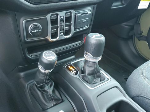 New 2025 Jeep Wrangler Sport S image 30