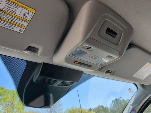 New 2025 Ford Transit 250 Low Roof image 18