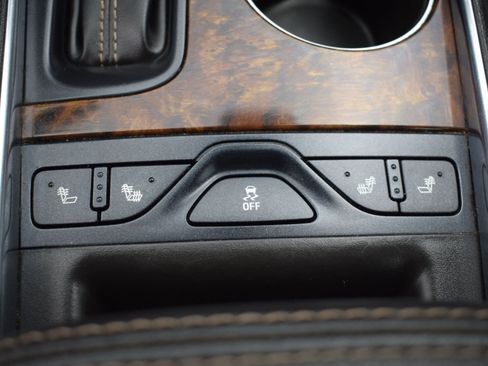 Used 2014 Chevrolet Impala LT image 16