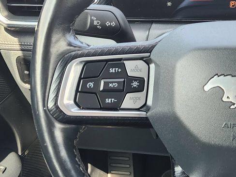 Used 2024 Ford Mustang Premium RWD image 31