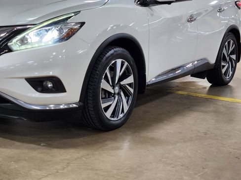 Used 2015 Nissan Murano Platinum w/ Platinum Technology Package FWD image 18