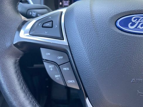Used 2024 Ford Edge SEL w/ Convenience Package AWD/4WD image 16