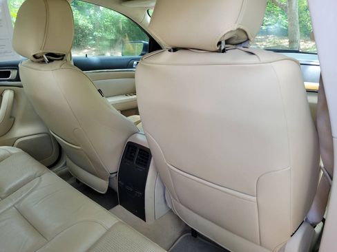 Used 2009 Lincoln MKS FWD image 12