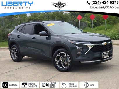 Used 2025 Chevrolet Trax LT