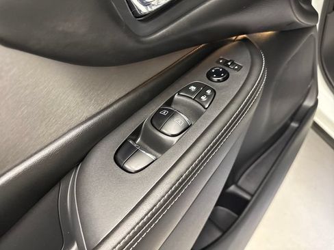 Used 2022 Nissan Murano SL w/ SL Moonroof Package AWD/4WD image 12