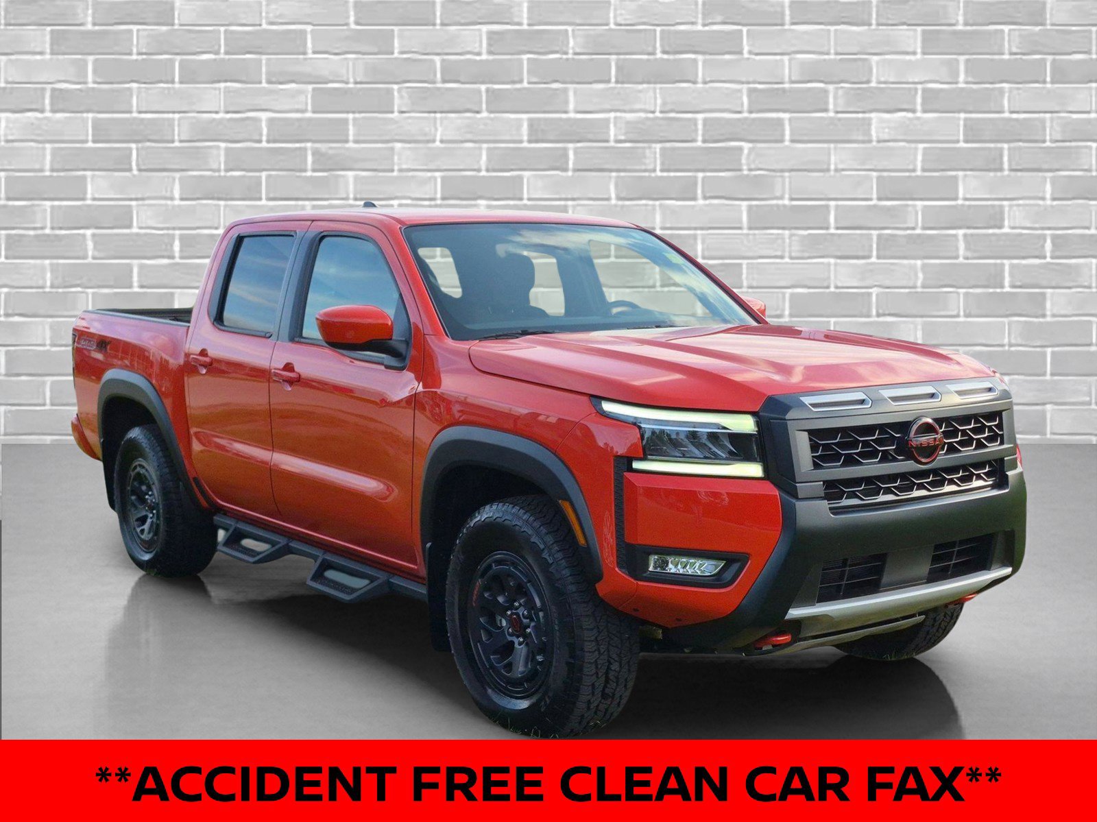 Certified 2025 Nissan Frontier PRO-4X w/ Interior Protection Package AWD/4WD image 5