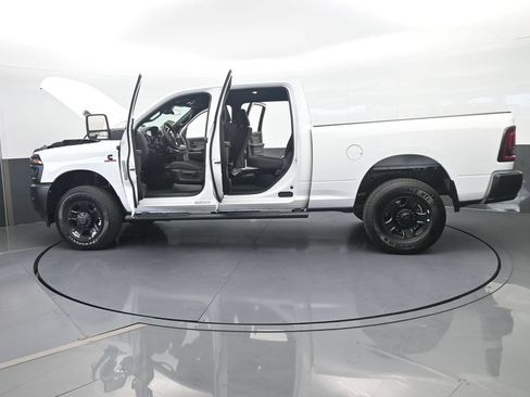 Used 2026 RAM 3500 Tradesman AWD/4WD image 70