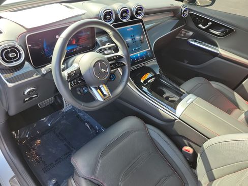 Used 2024 Mercedes-Benz GLC 43 AMG 4MATIC image 25