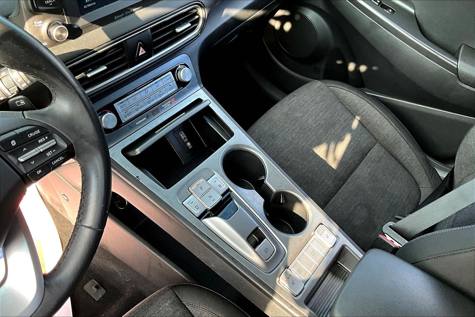Used 2021 Hyundai Kona SEL FWD image 14