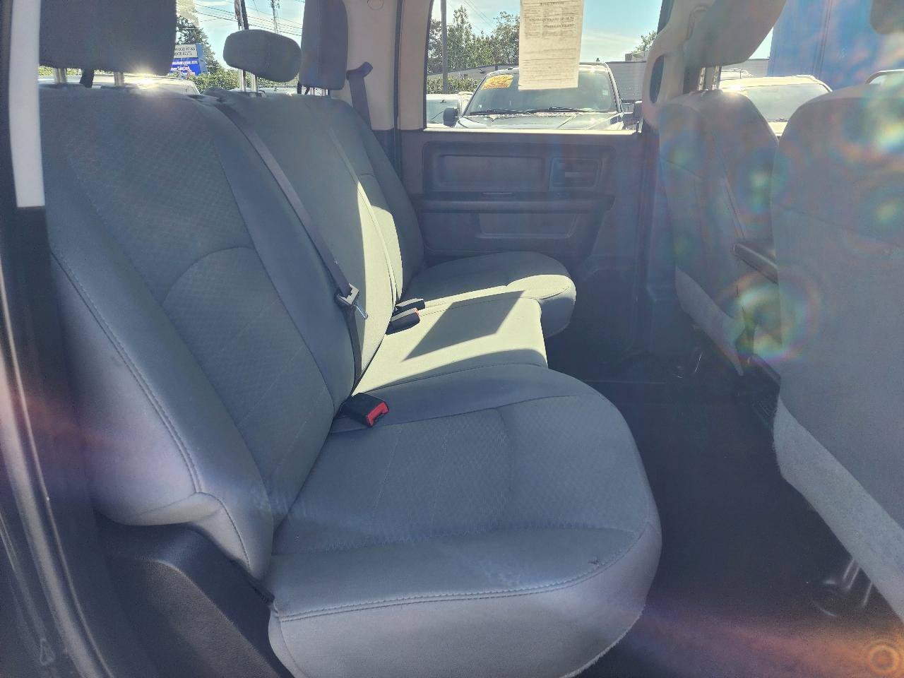 Used 2015 RAM 1500 Express AWD/4WD image 23