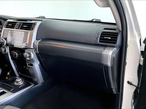 Used 2023 Toyota 4Runner SR5 Premium w/ Moonroof Package AWD/4WD image 19