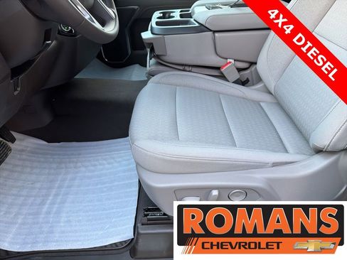 New 2026 Chevrolet Silverado 1500 LT w/ All Star Edition Plus AWD/4WD image 13