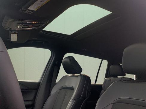 New 2025 Jeep Grand Cherokee L Altitude image 37