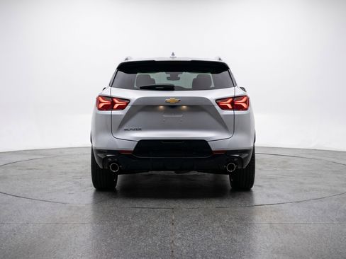Used 2025 Chevrolet Blazer LT FWD image 7