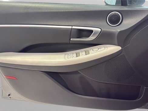 Used 2023 Hyundai Sonata SEL FWD image 19