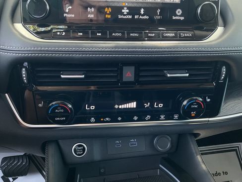 Used 2023 Nissan Rogue Platinum FWD image 27