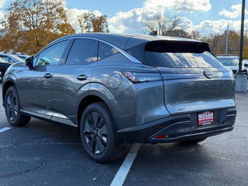 New 2026 Nissan Murano SL image 8