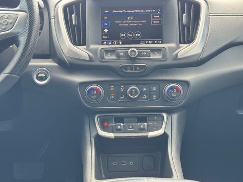 Used 2022 GMC Terrain SLE w/ Driver Convenience Package FWD image 15