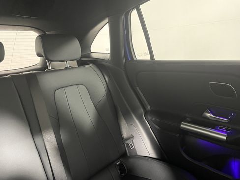 Used 2025 Mercedes-Benz GLA 250 image 15