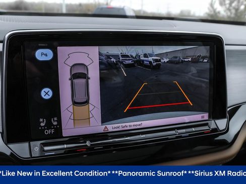 Used 2025 Volkswagen Atlas Cross Sport SE image 7