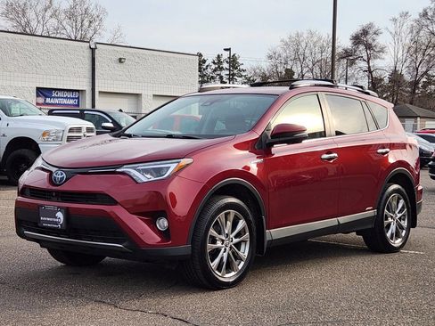 Used 2018 Toyota RAV4 Limited w/ Advanced Technology Package image 6