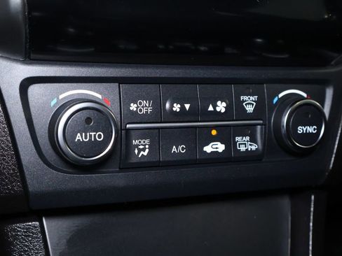 Used 2020 Acura ILX image 30