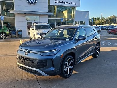 New 2025 Volkswagen Tiguan SE