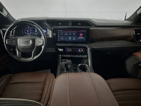 Used 2025 GMC Sierra 1500 Denali Ultimate image 25