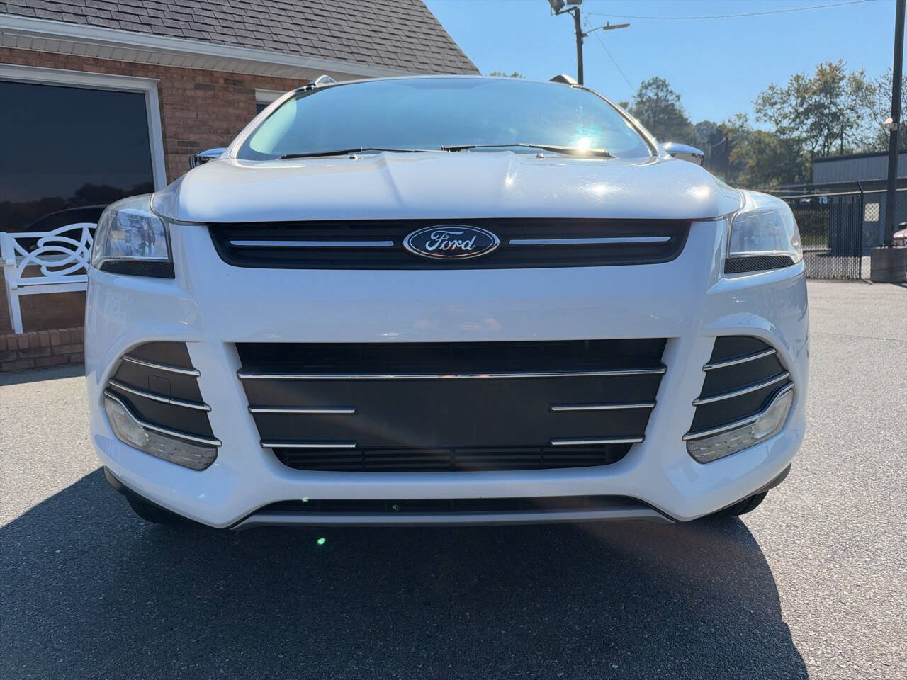Used 2015 Ford Escape SE w/ SE Chrome Package AWD/4WD image 6