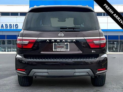Used 2022 Nissan Armada SL w/ Captain's Chairs Package AWD/4WD image 6