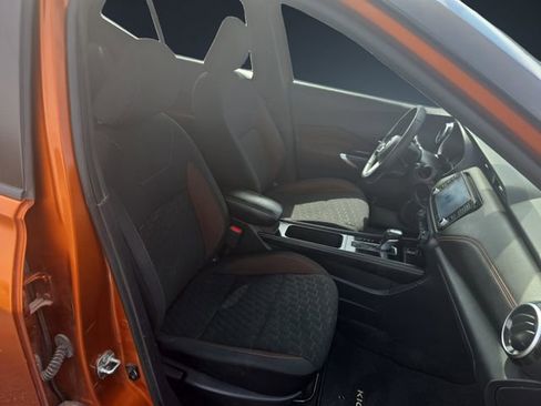 Used 2021 Nissan Kicks SR FWD image 15