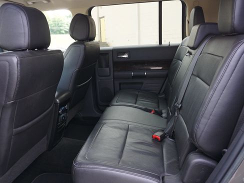 Used 2014 Ford Flex Limited w/ Equipment Group 301A FWD image 26