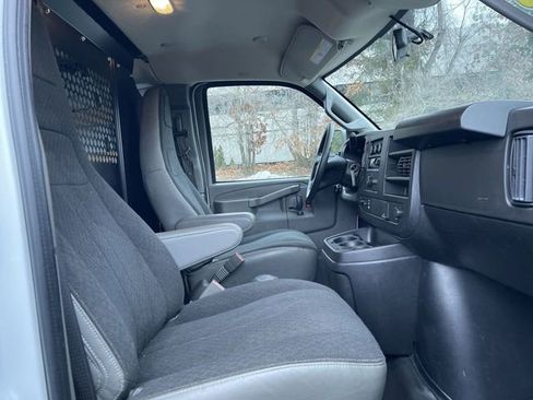 Used 2024 Chevrolet Express 2500 w/ Driver Convenience Package image 23