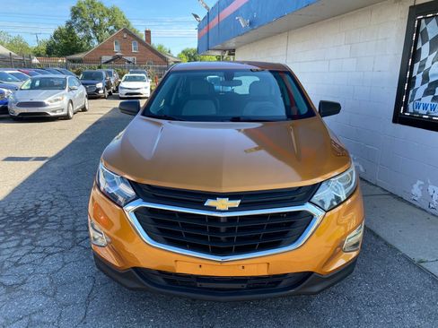 Used 2018 Chevrolet Equinox LS FWD image 5