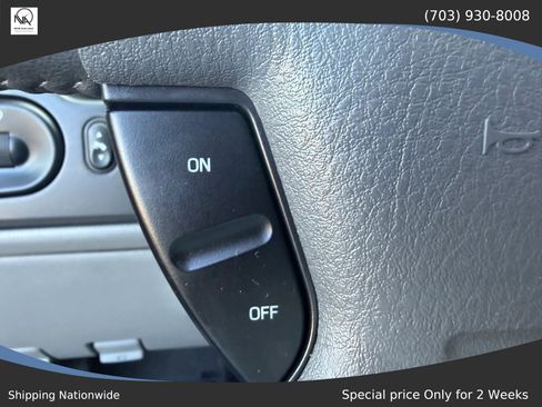 Used 2005 Ford Expedition XLT AWD/4WD image 27