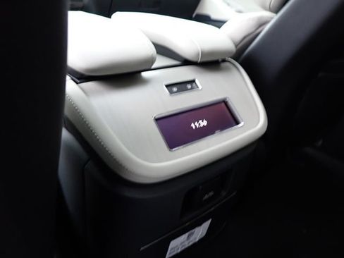 New 2025 Lincoln Navigator Reserve AWD/4WD image 25