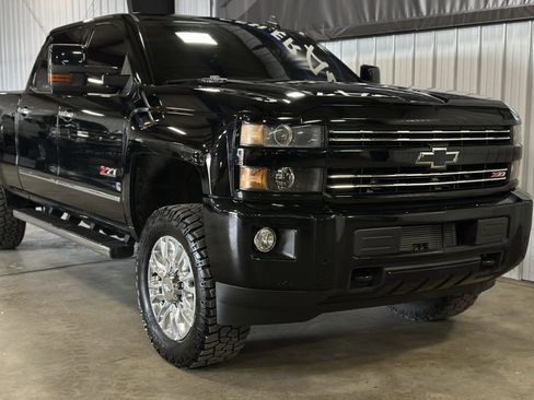 Used 2015 Chevrolet Silverado 2500 LTZ w/ Duramax Plus Package AWD/4WD image 27