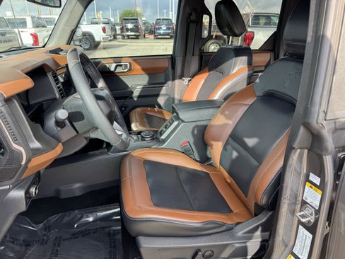 Used 2024 Ford Bronco Outer Banks AWD/4WD image 27