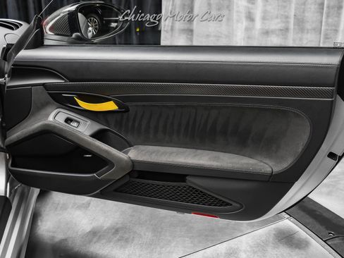 Used 2023 Porsche 718 Cayman GT4 RS image 28