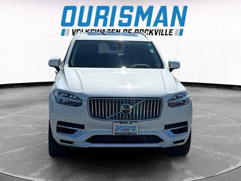 Used 2025 Volvo XC90 T8 Ultra w/ Protection Package Premier image 8