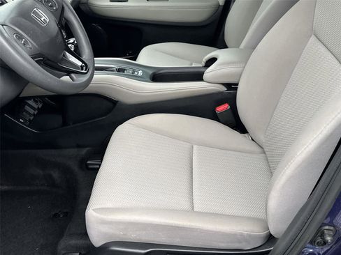 Used 2016 Honda HR-V LX image 13