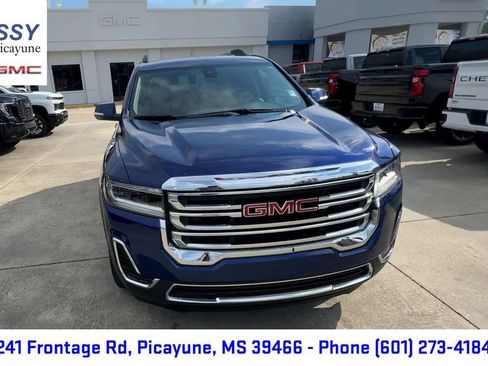 Certified 2023 GMC Acadia SLE w/ Driver Convenience Package image 5