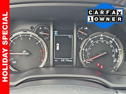 Used 2024 Toyota 4Runner TRD Off-Road image 18