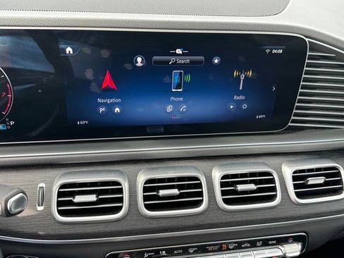 Used 2025 Mercedes-Benz GLE 350 4MATIC image 23