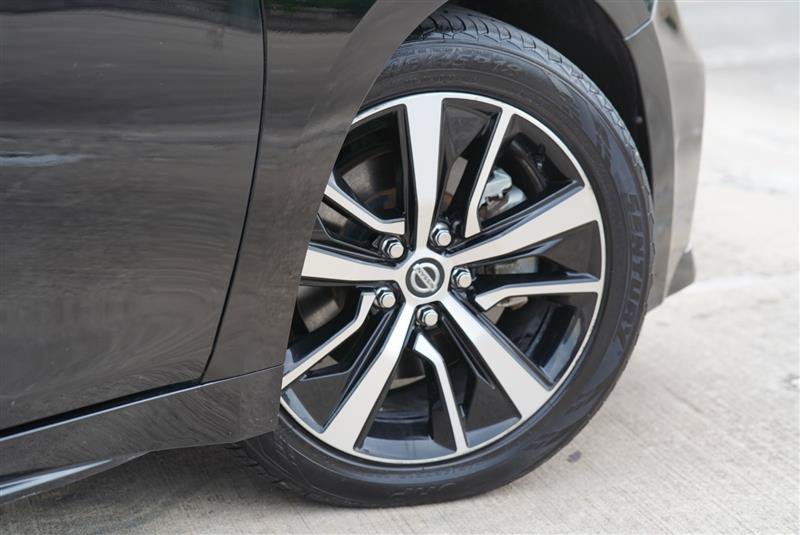 Used 2021 Nissan Maxima 3.5 SV w/ Floor Mat Group FWD image 19