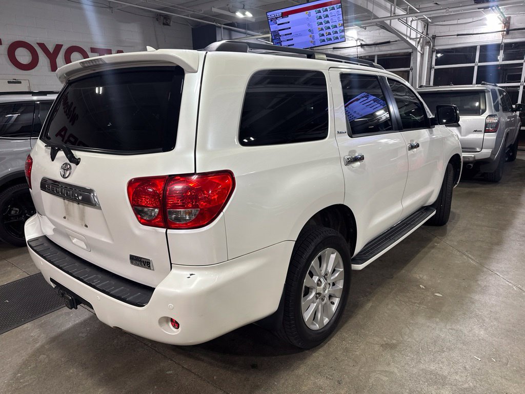 Used 2017 Toyota Sequoia Platinum RWD image 19