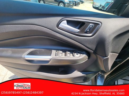 Used 2016 Ford Escape SE w/ Equipment Group 201A FWD image 12