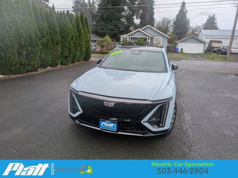 Used 2024 Cadillac Lyriq Sport image 42
